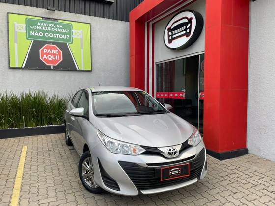 TOYOTA YARIS 1.5 16V FLEX SEDAN XL PLUS CONNECT MULTIDRIVE TOYOTA YARIS 1.5 16V FLEX SEDAN XL PLUS CONNECT MULTIDRIVE